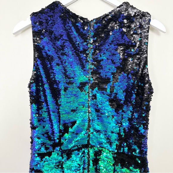 Fame & Partners Fully Sequined Maxi Dress Color Changing - Picture 5 of 7